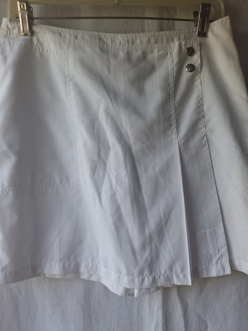Izod White Women’s Shorts